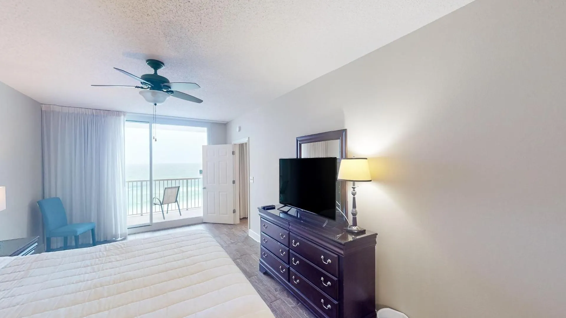 Majestic Beach Resort Tower II - 501 Panama City Beach USA